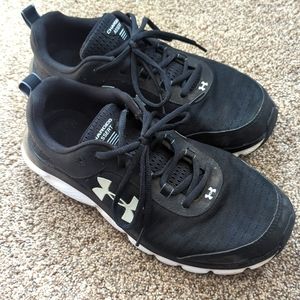 Under Armour Black & White Tennis Shoes Size 9.5 Men's